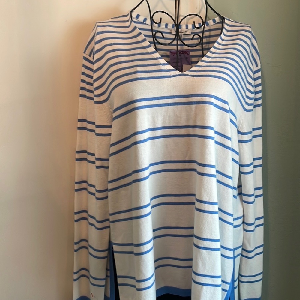 Lafayette 148 classic striped sweater blue and white M